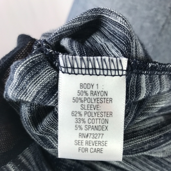 Small Simply Vera Wang Shirt - Blue Sheer Sleeve - Picture 8 of 8